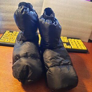 NEW ! Rand Der Cush Booty Insulated Slipper Black Size M